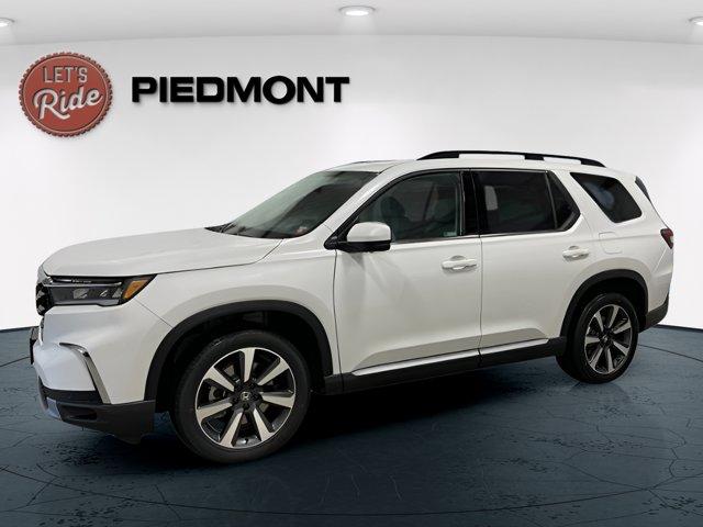 new 2025 Honda Pilot car