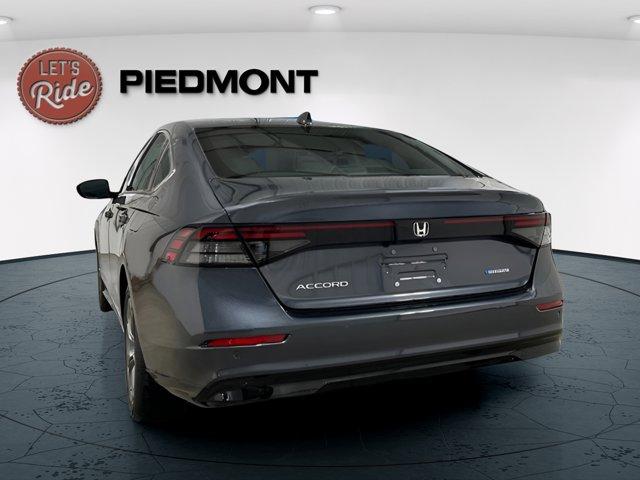 new 2025 Honda Accord Hybrid car