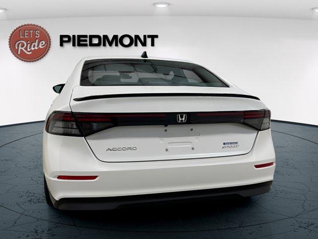 new 2025 Honda Accord Hybrid car