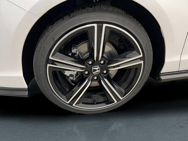 new 2025 Honda Accord Hybrid car