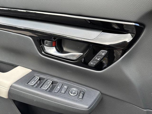 used 2025 Honda CR-V car, priced at $35,950