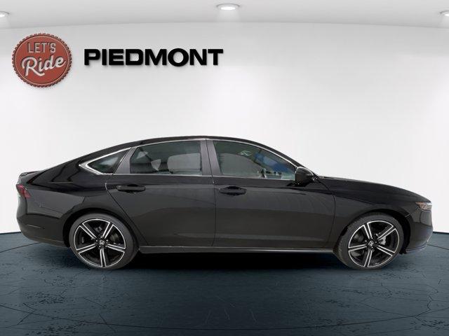 new 2025 Honda Accord Hybrid car