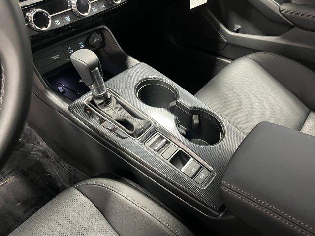 new 2025 Honda Civic Hybrid car
