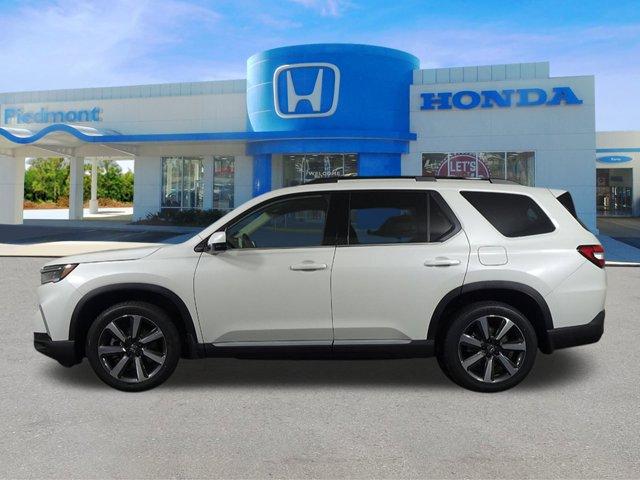 new 2025 Honda Pilot car