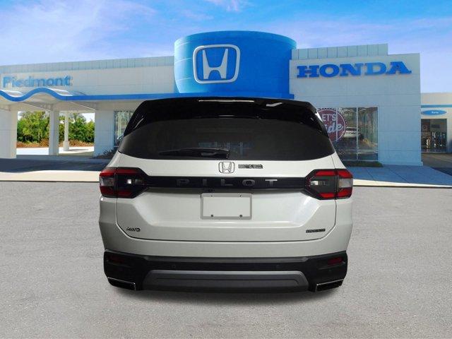 new 2025 Honda Pilot car