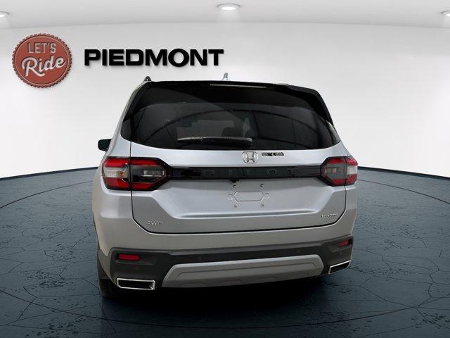 new 2025 Honda Pilot car