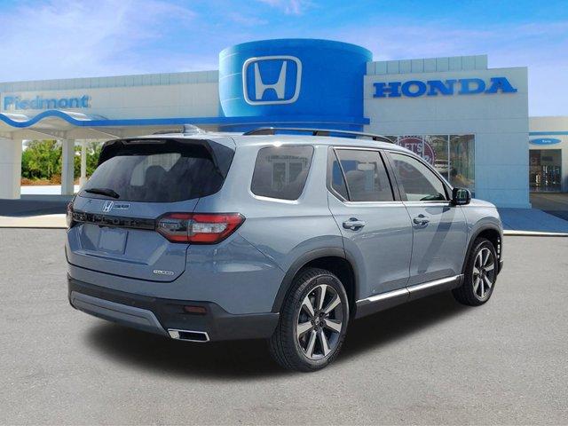 new 2025 Honda Pilot car