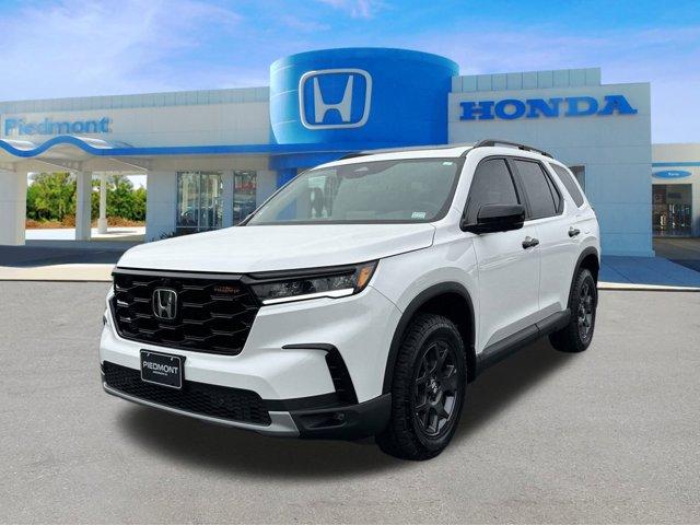 used 2024 Honda Pilot car, priced at $46,450