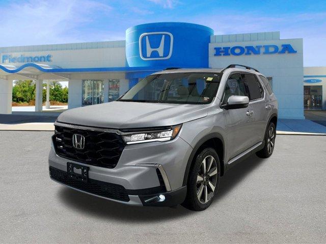 new 2025 Honda Pilot car