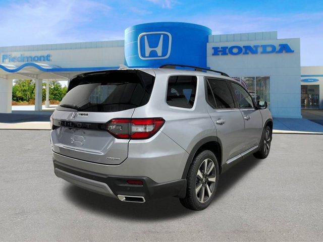 new 2025 Honda Pilot car