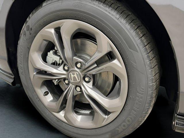 new 2025 Honda Accord Hybrid car