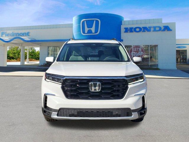 new 2025 Honda Pilot car