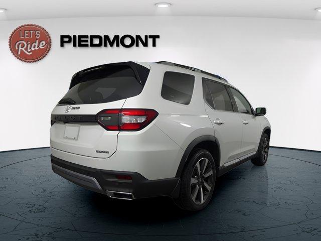 new 2025 Honda Pilot car