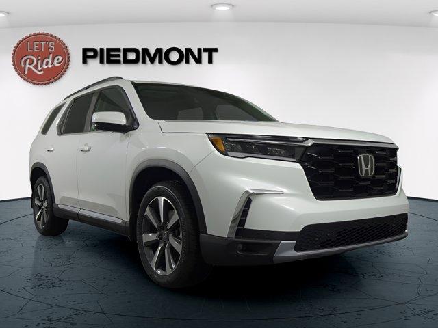 new 2025 Honda Pilot car
