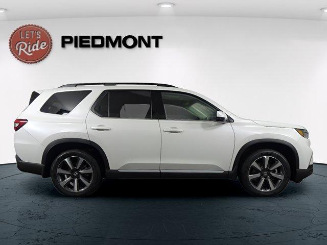 new 2025 Honda Pilot car