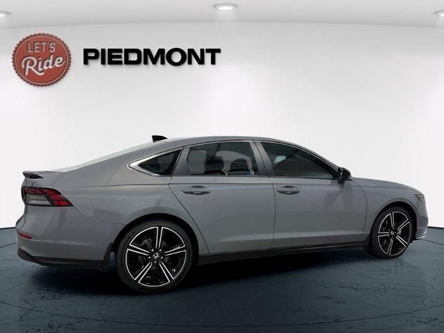 new 2025 Honda Accord Hybrid car