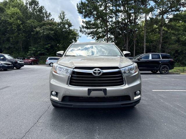 used 2016 Toyota Highlander car