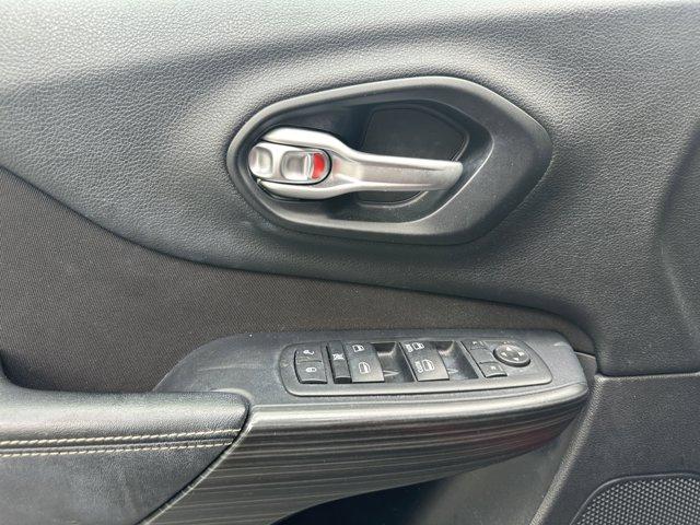 used 2016 Jeep Cherokee car, priced at $7,950