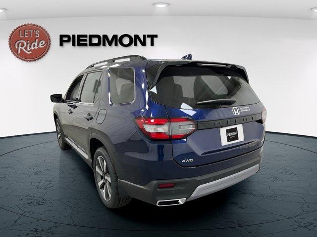 new 2025 Honda Pilot car