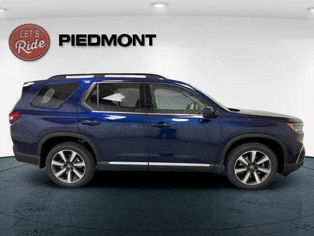 new 2025 Honda Pilot car