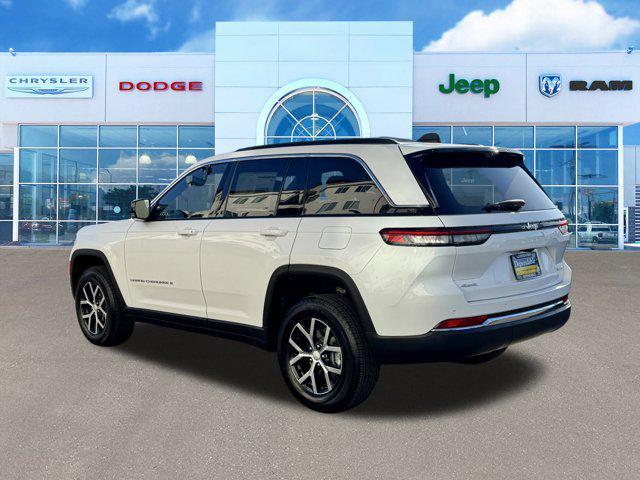 new 2025 Jeep Grand Cherokee car, priced at $52,340