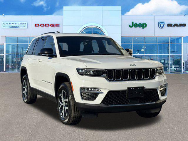 new 2025 Jeep Grand Cherokee car, priced at $52,340