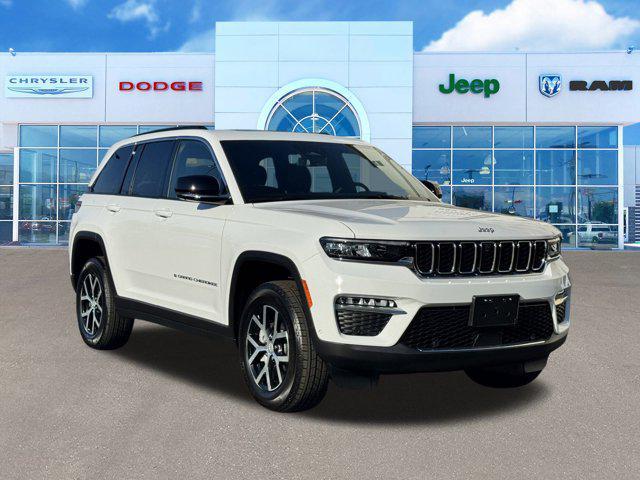 new 2025 Jeep Grand Cherokee car, priced at $52,340