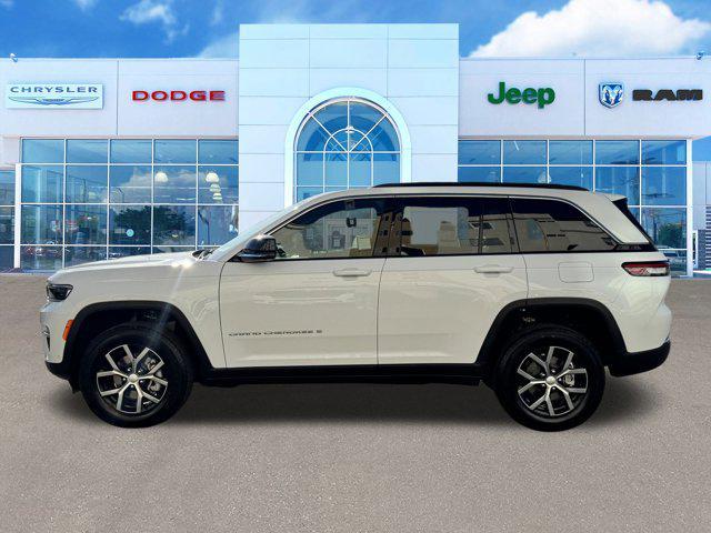 new 2025 Jeep Grand Cherokee car, priced at $52,340