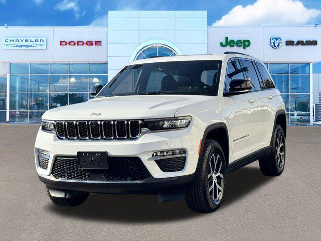 new 2025 Jeep Grand Cherokee car, priced at $52,340