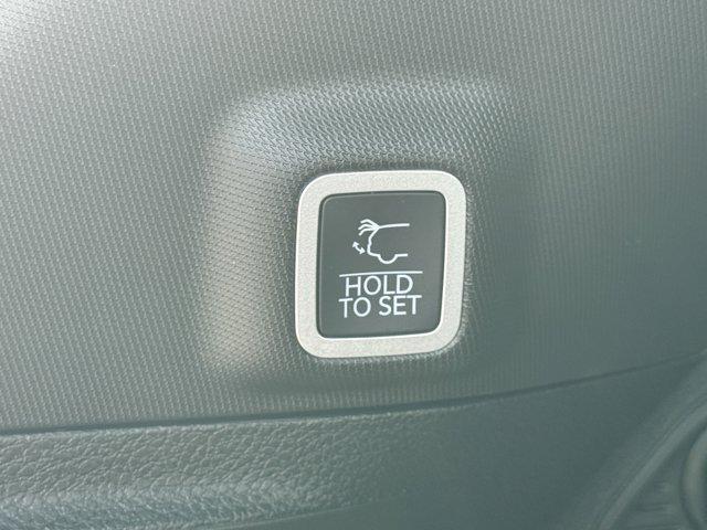 new 2025 Jeep Grand Cherokee car, priced at $52,340