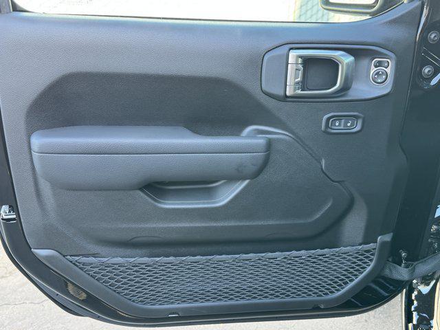 new 2025 Jeep Wrangler car, priced at $55,001
