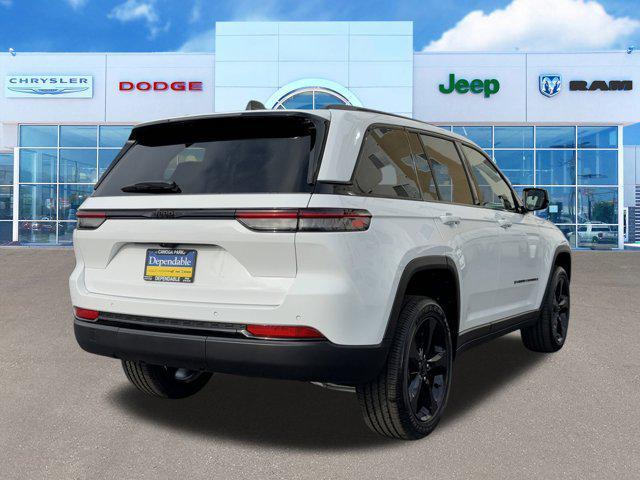 new 2025 Jeep Grand Cherokee car, priced at $45,280