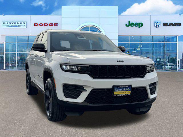 new 2025 Jeep Grand Cherokee car, priced at $45,280