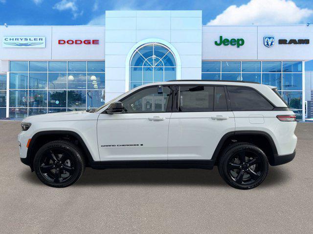 new 2025 Jeep Grand Cherokee car, priced at $45,280