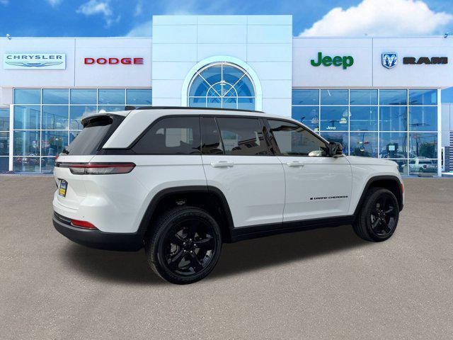 new 2025 Jeep Grand Cherokee car, priced at $45,280