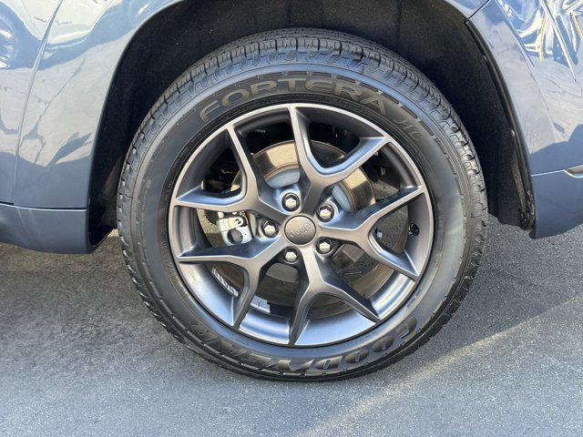 used 2019 Jeep Grand Cherokee car, priced at $21,801
