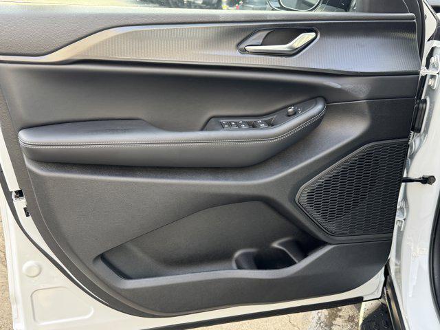 new 2025 Jeep Grand Cherokee L car, priced at $49,888