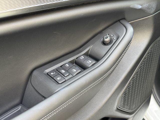 new 2025 Jeep Grand Cherokee L car, priced at $49,888