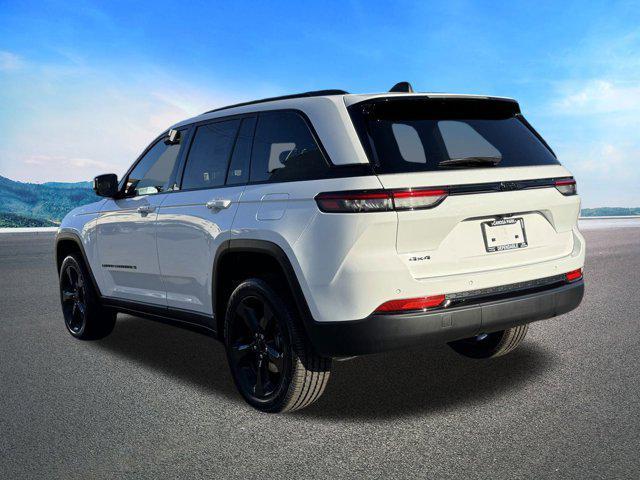 used 2025 Jeep Grand Cherokee car, priced at $47,660