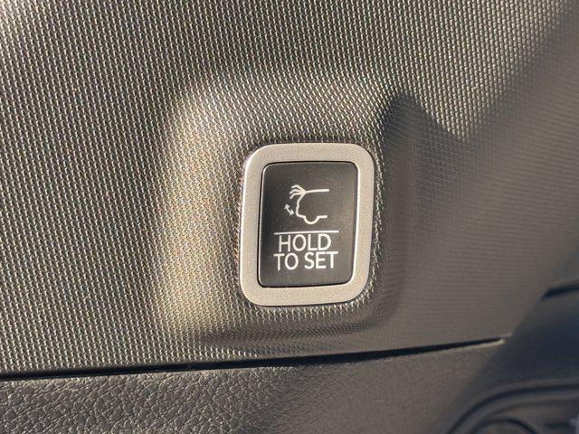 new 2025 Jeep Grand Cherokee car, priced at $47,660