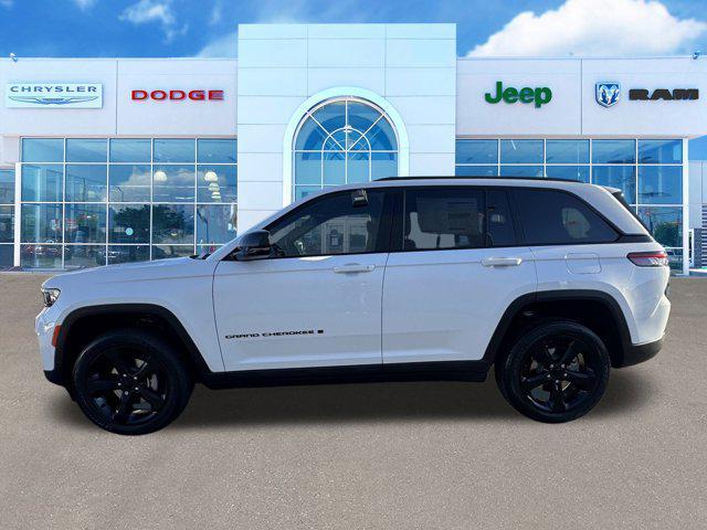 new 2025 Jeep Grand Cherokee car, priced at $47,660