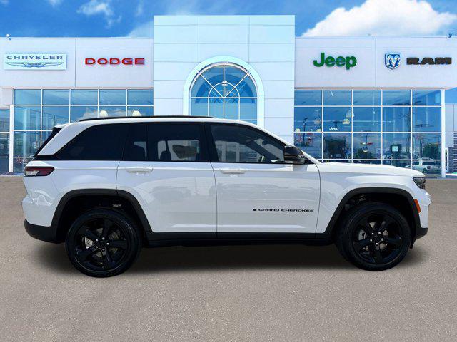 new 2024 Jeep Grand Cherokee car, priced at $46,580