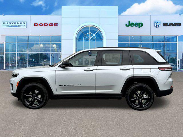 new 2025 Jeep Grand Cherokee car, priced at $46,225