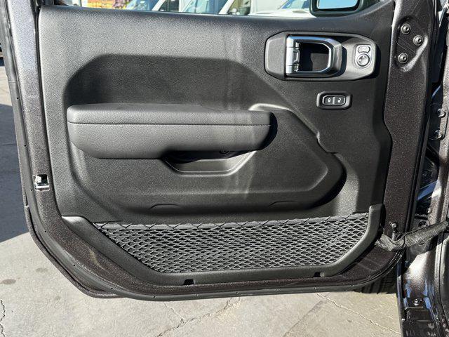 new 2025 Jeep Wrangler car, priced at $55,001