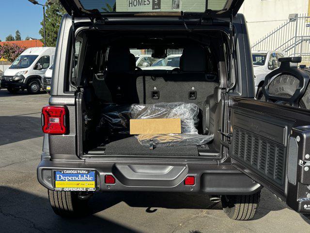 new 2025 Jeep Wrangler car, priced at $55,001