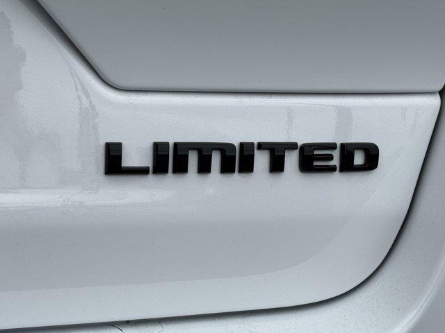 new 2025 Jeep Grand Cherokee car, priced at $47,625