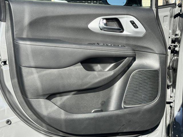 new 2025 Chrysler Pacifica car, priced at $53,340