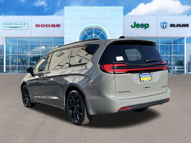 new 2025 Chrysler Pacifica car, priced at $53,340