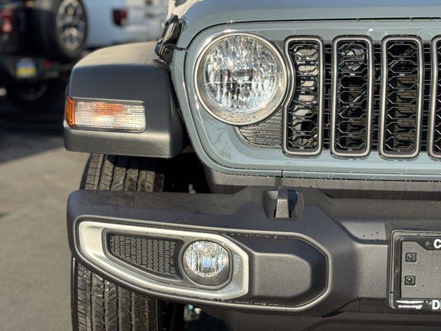 new 2025 Jeep Gladiator car, priced at $44,280