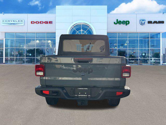 new 2025 Jeep Gladiator car, priced at $44,280